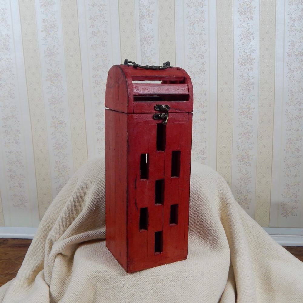 Vintage Red Wooden Wine Bottle Carrier Box Hinged Lid Metal Handle Rustic Decor